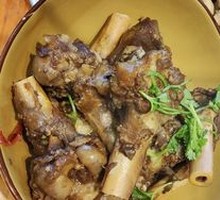 Spicy Lamb Shank Bones