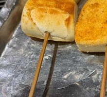 Crispy Roasted Flatbread Slices