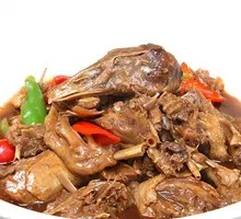 Braised Goose with Wine Flavor