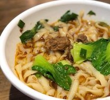 Sauce-Flavored Beef Noodles