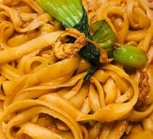 Tomato and Egg Fried Noodles