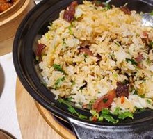 Cantonese腊味 Baozi Rice in Clay Pot