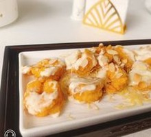 Almond-Scented Shrimp with Mustard Flavor