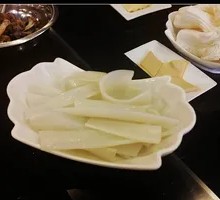 全羊尾大锅送宽粉木耳大白菜