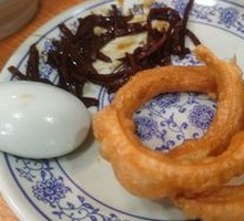 Soybean Juice with Fried Dough Rings