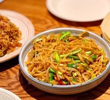 Stir-Fried Potato Shreds in Big Iron Pot