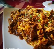 Sour Stir-Fried Egg with Wood Ear Mushrooms