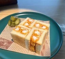 Trendy Shrimp Sandwich