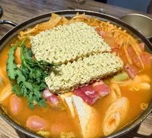 Military-style Hot Pot