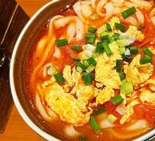 Tomato and Egg Noodles