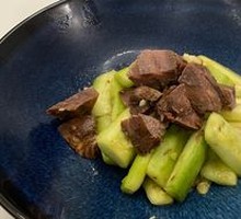 Cucumber and Beef in Sauce