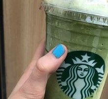 Vanilla Iced Latte Matcha Iced Latte