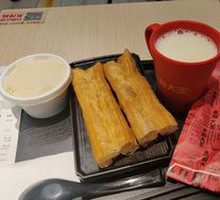 Egg Pancake with Fried Dough Sticks
