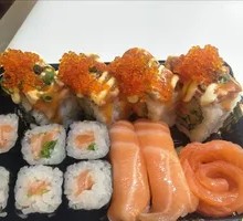 Salmon Sushi Platter