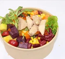 Light Chicken Nutritious Salad