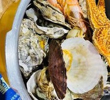 Steamed Seafood Pot