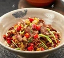 Stir-Fried Beef with Yellow Onion