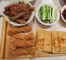 Crispy pancakes with shredded fish rolls