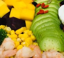 Mango Shrimp Avocado Salad
