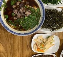 Braised Beef in Small Bowls
