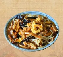 Yellow Flower Mushroom Noodle with Sauce