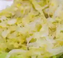 Sour Cabbage Beef Noodles