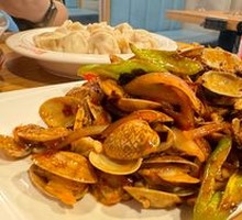 Spicy Stir-Fried Clams