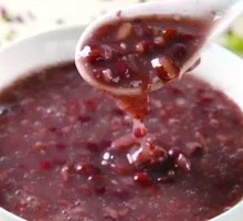 Nutritious Black Rice Porridge