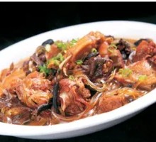 Slow-cooked Chicken with Chanterelles and Vermicelli