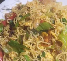 Stir-Fried Instant Noodles