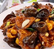 Stir-Fried Three Delicacies