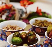 Four-Flavor Xinjiang Dried Fruit Platter
