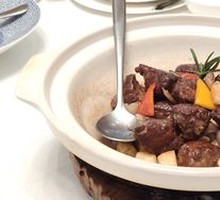 砂锅焗安格斯牛肉