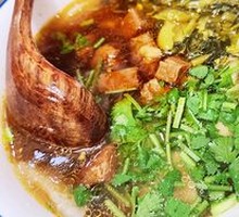 Sour Cabbage Beef Shank Lanzhou Noodles