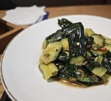 炝拌胡麻油黄瓜