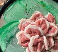 Hand-Cut Fresh Lamb Top Blade