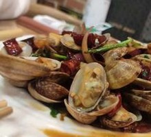 Spicy Stir-Fried Clams
