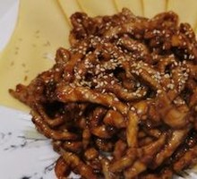 Beijing-style Shredded Pork in Soy Sauce