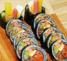 Kimchi Cheese Seaweed Rice Roll