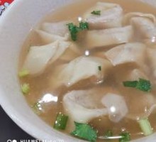 香菇鸡肉生馄饨