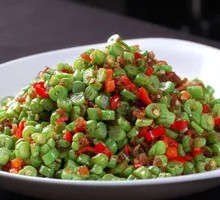 Sour Pickle with Minced Pork in Wooden Bucket Rice