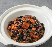 Dried Mushroom Braised Pork