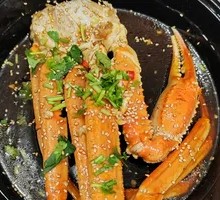 Spicy Snow Crab Legs
