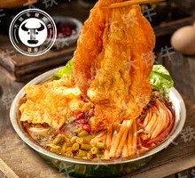 Signature Luosifen with Fried Egg
