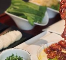 Hand-Cut Lamb Shank