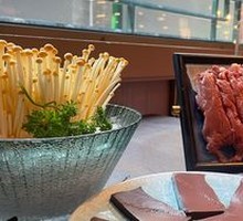 Fresh Cut Lamb Leg