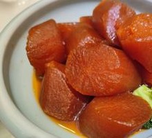 Classic Radish Dish