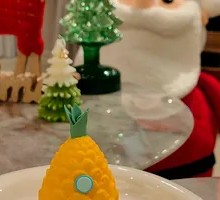 Pineapple House