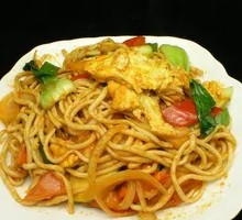 Tomato and Egg Fried Noodles