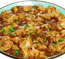 Fried Tofu with Minced Pork and Green Garlic